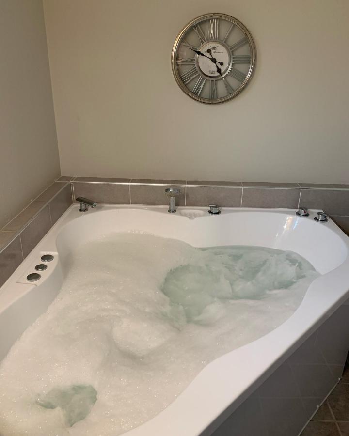 Churchill'S B&B Twin Spa Getaway Studio Swansea Kültér fotó